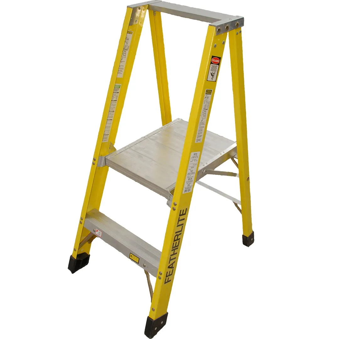 FEATHERLITE FEATHERLITE 6500 Extra-Heavy Duty Fiberglass Platform Step Ladders FEATHERLITE FEATHERLITE 6500 Extra-Heavy Duty Fiberglass Platform Step Ladders